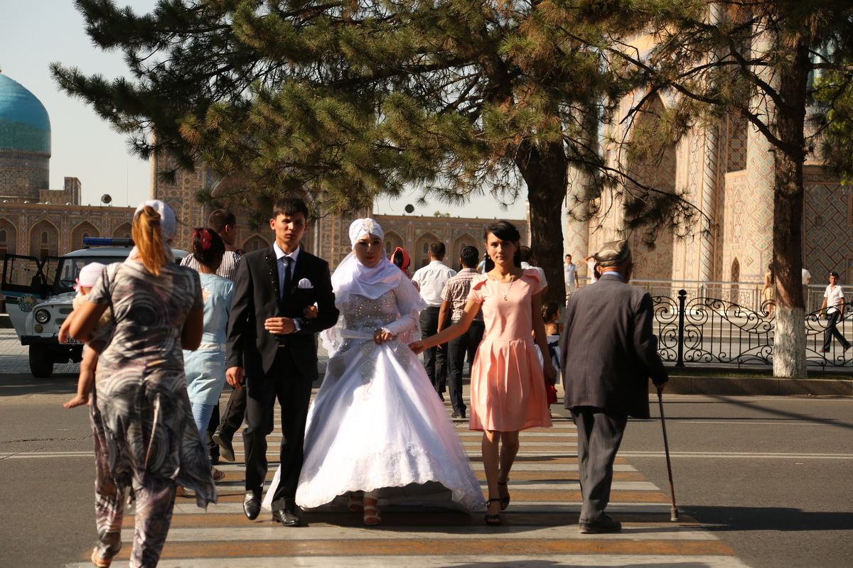 Свадьба в августе в Самарканде; фото: Ц-1