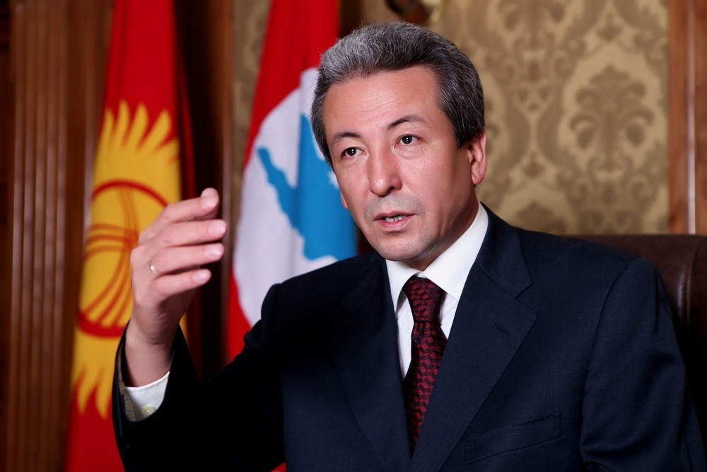 Политик, экс-спикер парламента Кыргызстана Адахан Мадумаров; фото с сайта - zanoza.kg