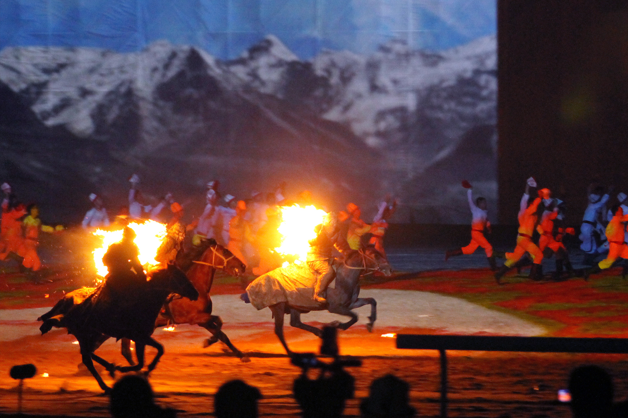 Открытие Всемирных игр кочевников в Кыргызстане; фото: Ц-1