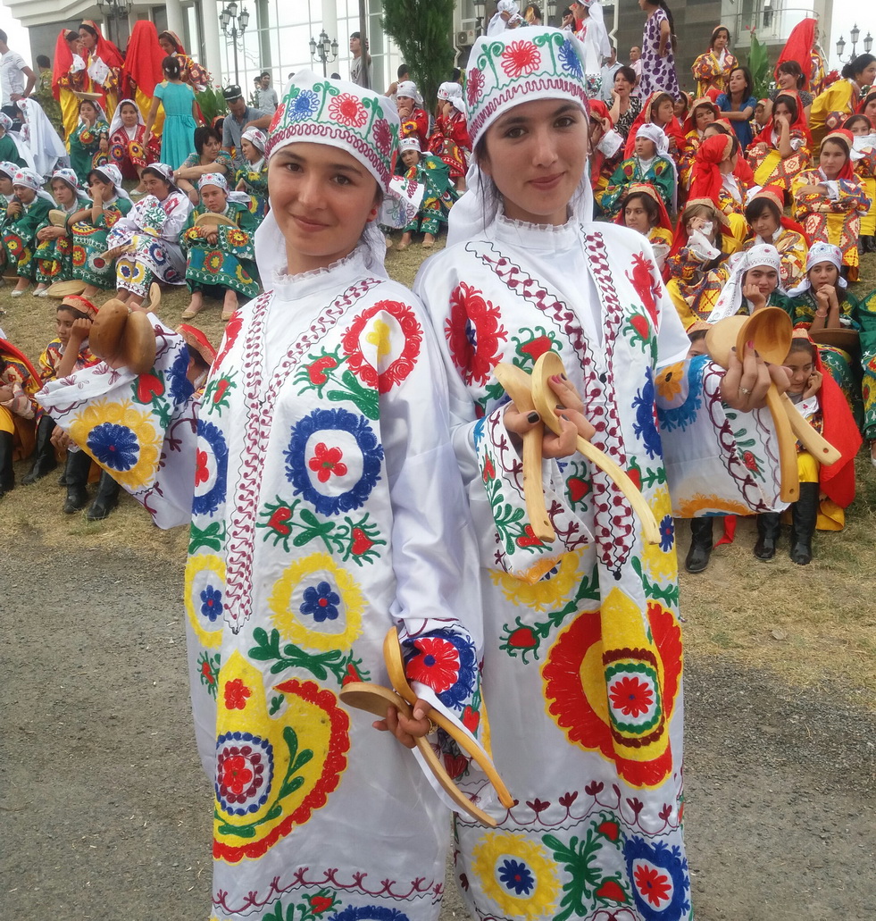 Празднование 25-го дня независимости в Худжанде Согдийской области; фото: Ц-1