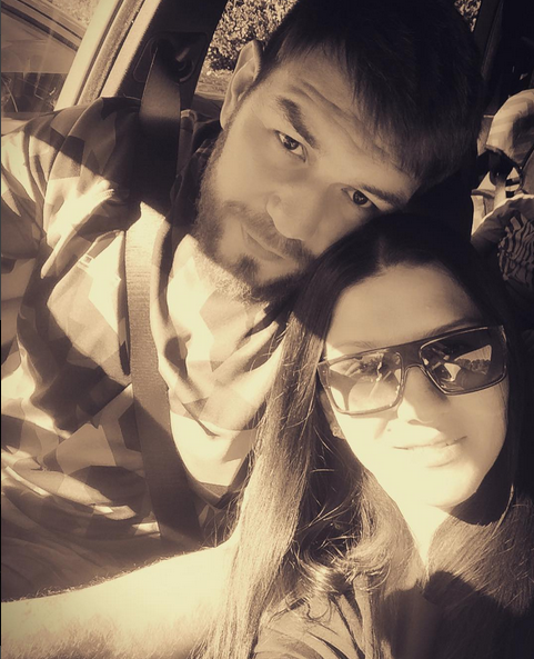 Руслан Чагаев с супругой Викторией; фото: instagram.com/viktoriya_chagaeva
