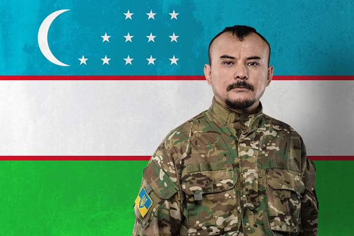 shavkat-muhammad-na-fone-uzbekistanskogo-flaga-1