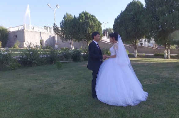 Свадьба во Дворце Арбоб в Худжанде в Таджикистане; фото:Ц-1