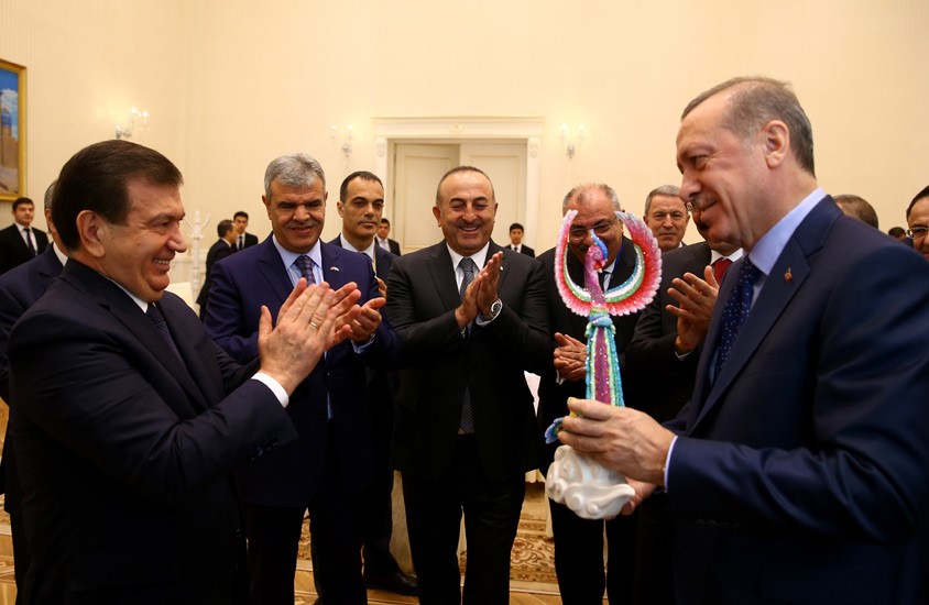 Шавкат Мирзиёев во время встречи с президентом Турции Реджепом Тайипом Эрдоганом; фото: tccb.gov.tr