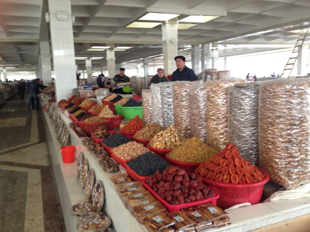 Рынок "Афросияб" в Самарканде; фото: Ц-1