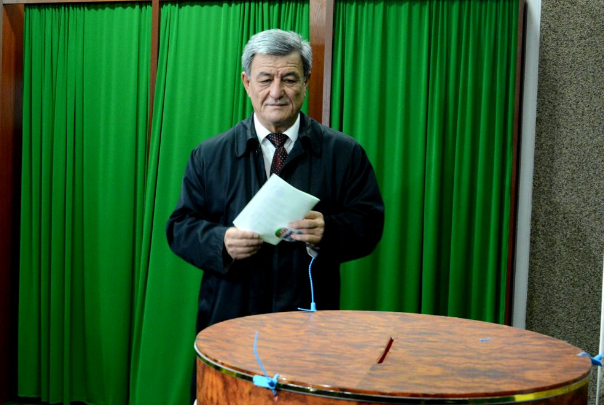  Нариман Умаров, глава Социал-демократической партии «Адолат»; скриншот