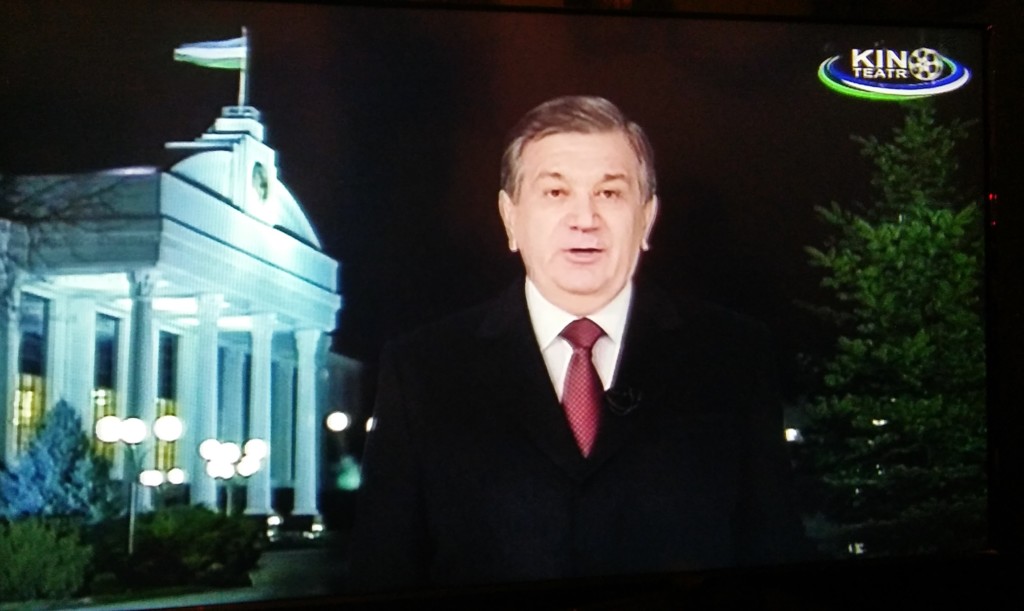 Новогоднее обращение Шавката Мирзиёева; кадр Национальной телерадиокомпании