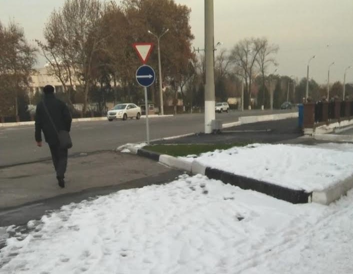 Оксарой в Ташкенте 30 января 2017 года была как всегда мрачен и неприступен; фото: Ц-1