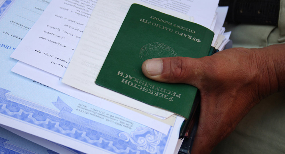 Для выезда за границу гражданам Узбекистана сейчас нужно получать разрешения; фото: Спутник