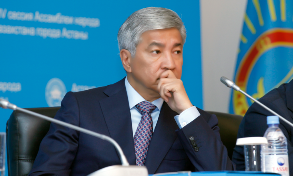 Посол Казахстана в России Имангали Тасмагамбетов; официальное фото
