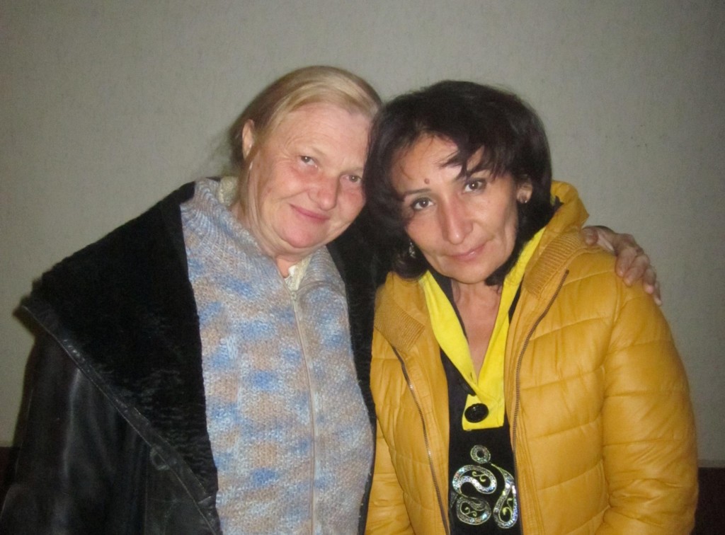 Елена Урлаева и Малохат Эшанкулова в октябре 2016 года; фото: ПАУ