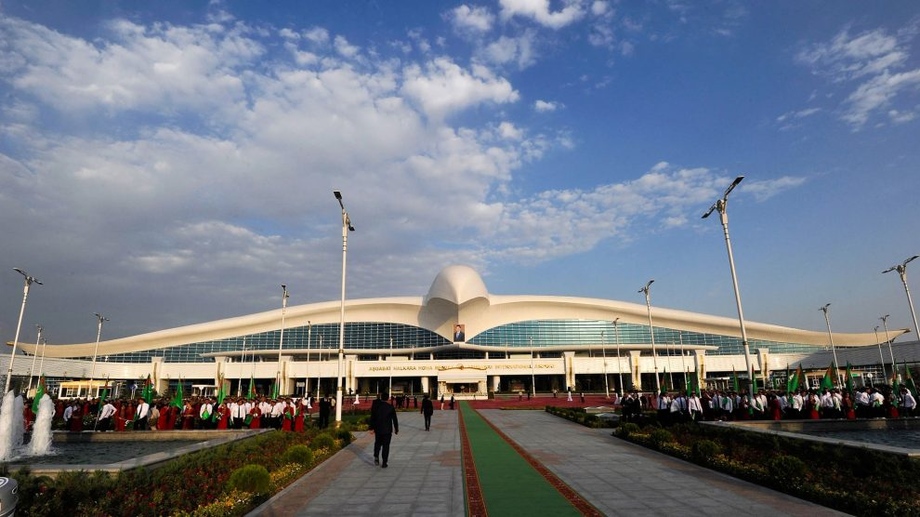 Аэропорт в Ашхабаде; фото:  Pixland.uz