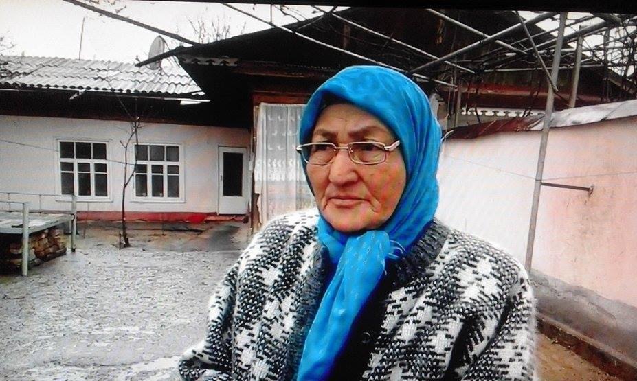 Соседка семьи Джалиловых в Оше Сапурхон Исмаилова; фото: Ц-1