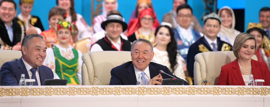 На XXV сессии Ассамблеи народа Казахстана; фото: Акорда