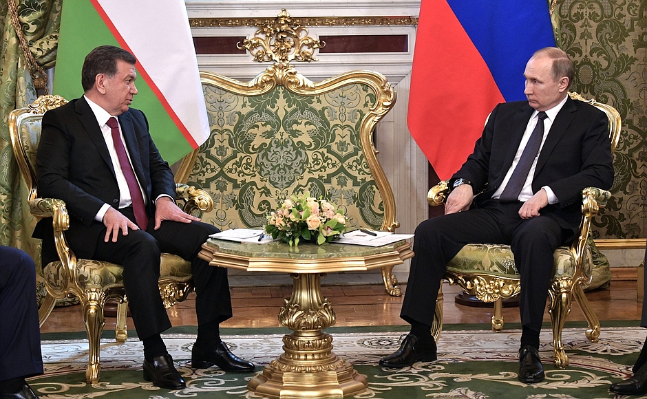 Шавкат Мирзиёев и Владимир Путин во время переговоров; фото: Kremlin.ru
