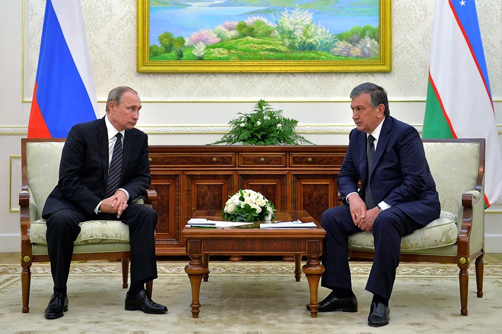 Владимир Путин и Шавкат Мирзиёев во Дворце форумов в Самарканде, сентябрь 2016 года; фото: RIA.ru