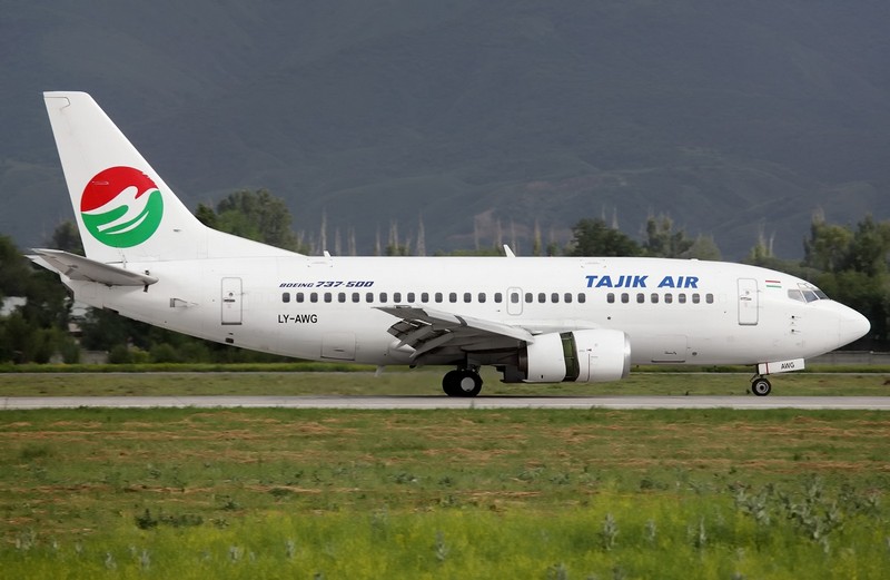Самолет Tajik air; фото: avia2.ru