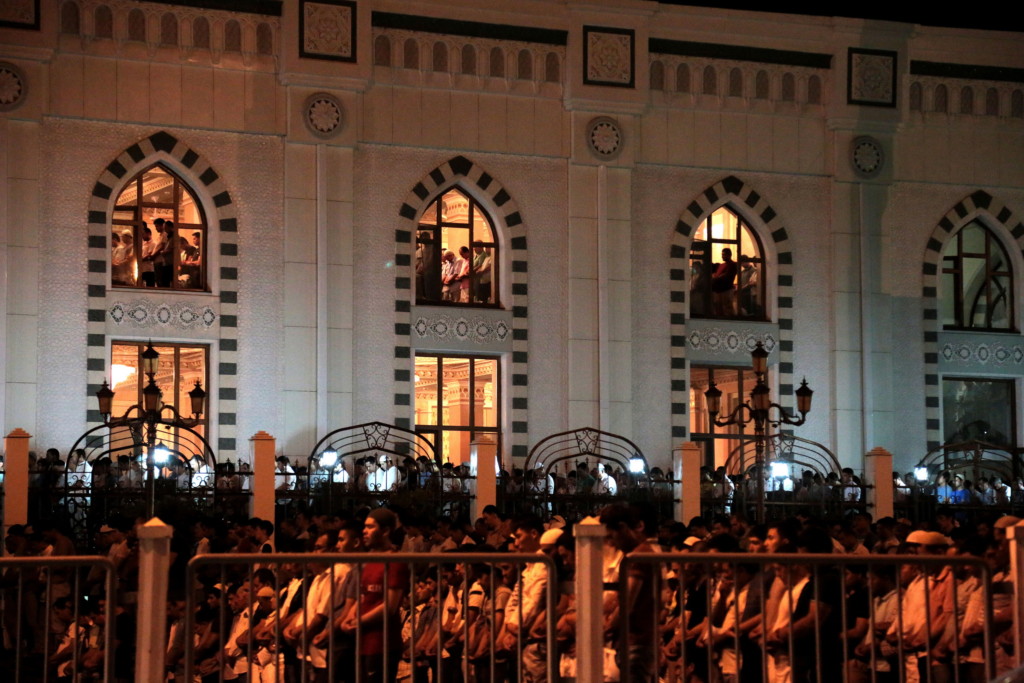 Мечеть в Ташкенте во время Рамадана; фото: Умида Ахмедова (с)