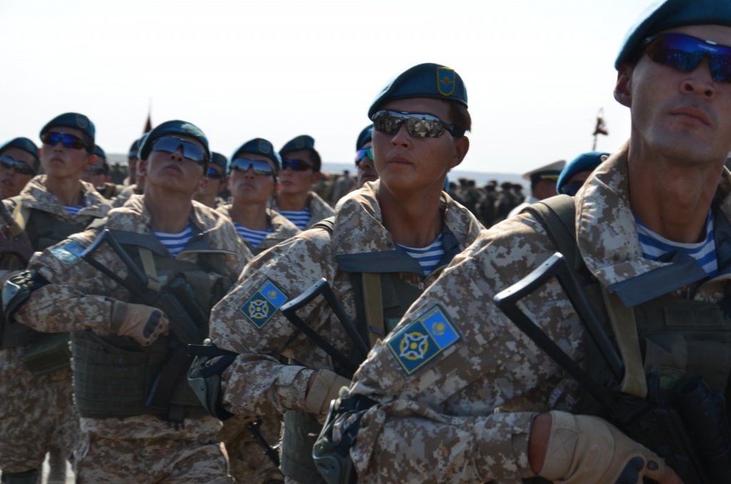 Казахстанские военные во время совместных учений с армиями стран ОДКБ (Организации договора коллективной безопасности); фото: odkb-csto.org
