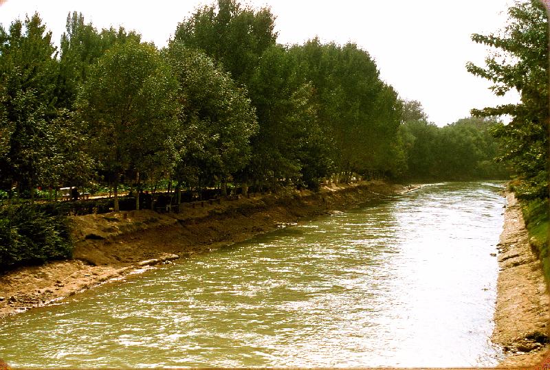 Канал в Узбекистане; фото: Statehistory.ru