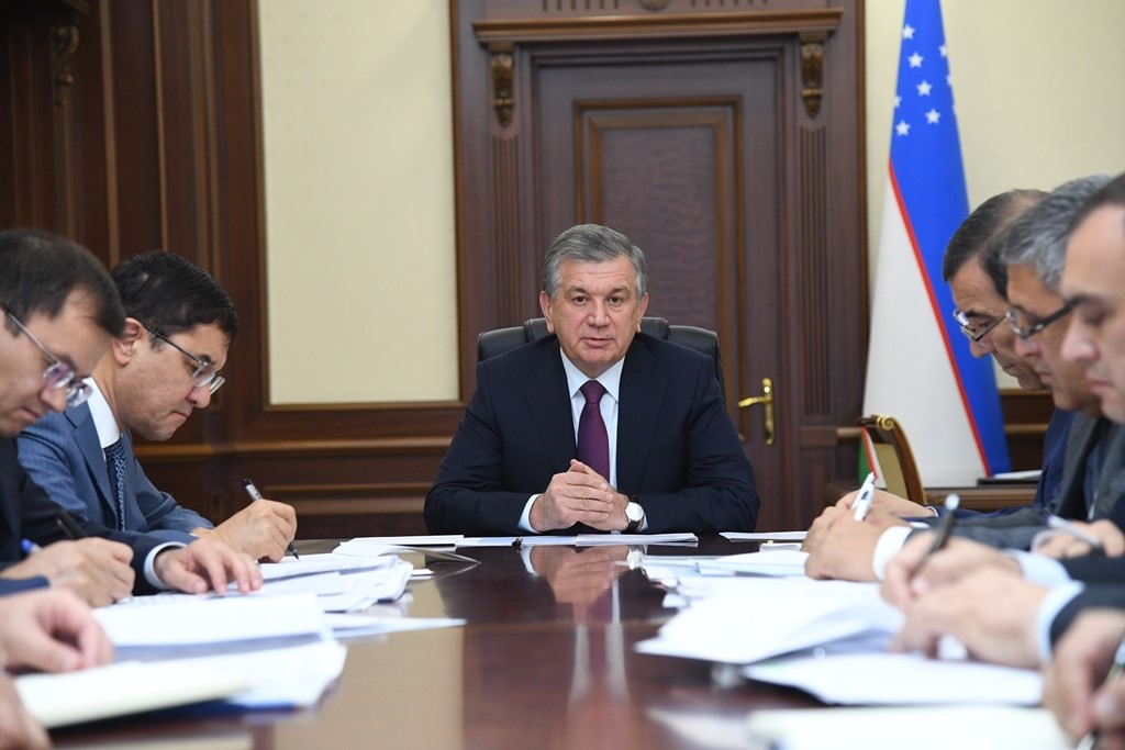 Шавкат Мирзиёев на совещании о системе образования в РУз; фото: gov.uz