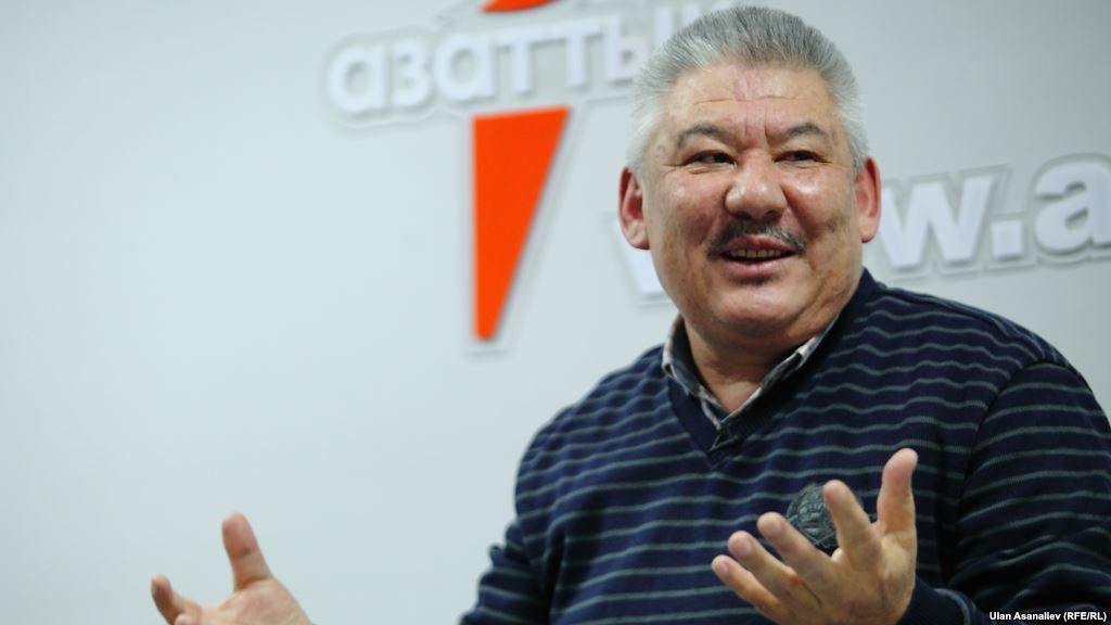 Азимбек Бекназаров - кандидат в президенты КР; фото: RFE/RL