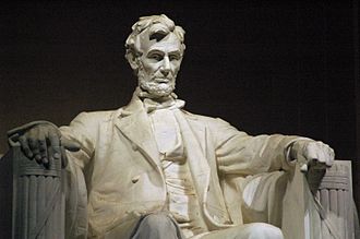 Памятник президенту США Абрааму Линкольну; фото: Википедия