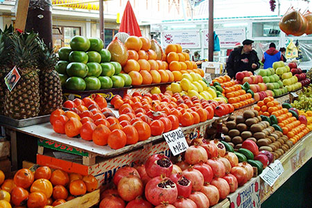 Рынок в Алматы; фото: krisha.kz