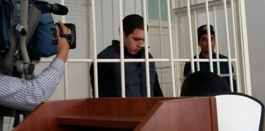 Ислом Туляганов в зале суда; фото: скриншот
