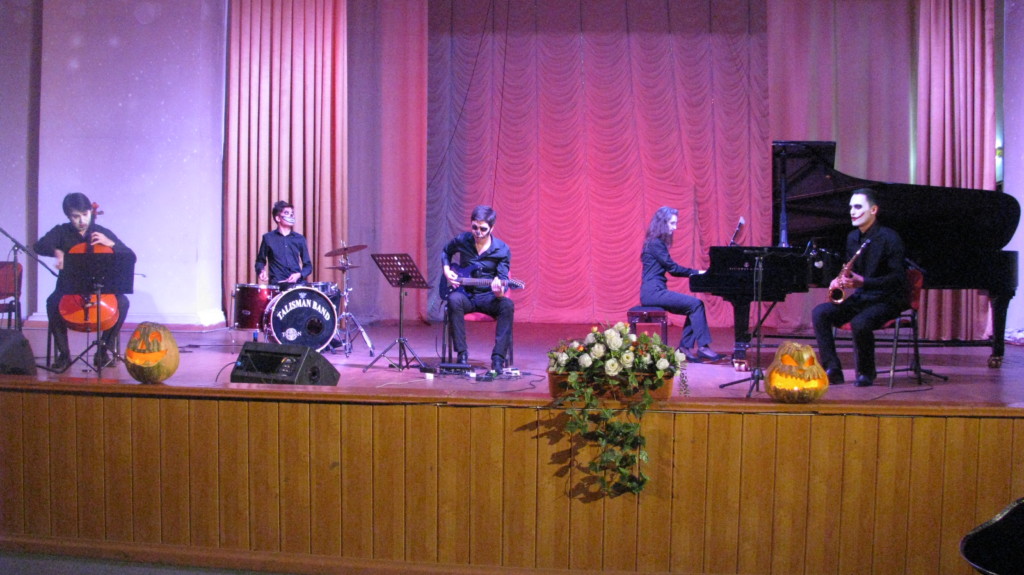 На концерте BT Concerts в Алматы 31 октября; фото: Ц-1