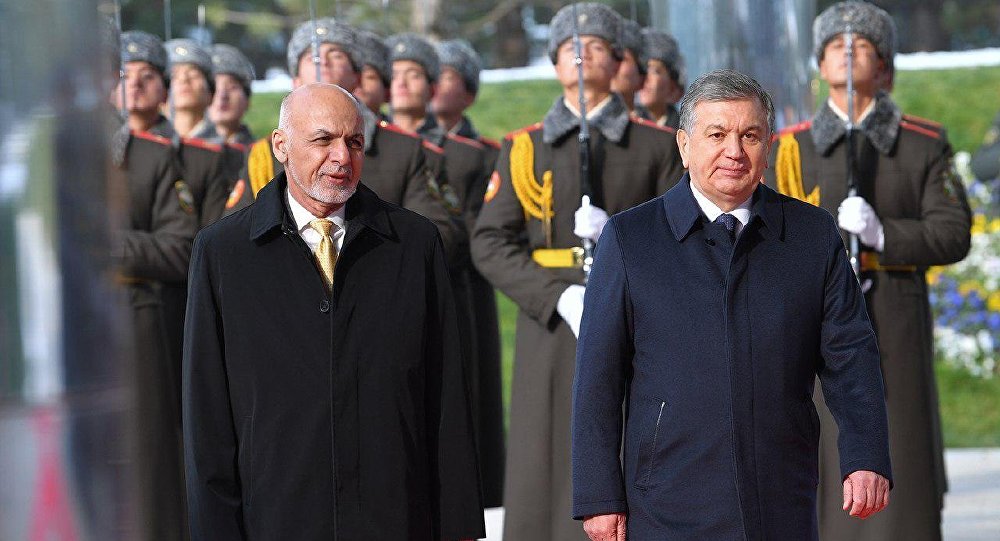 Президенты Афганистана и Узбекистана Ашраф Гани и Шавкат Мирзиёев; фото: gov.uz