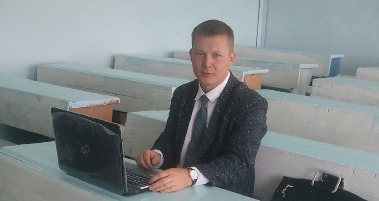 Максим Цуканов уже сам преподает в Бухаре; фото: личный архив Цуканова