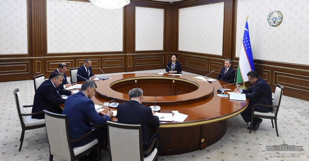 Шавкат Мирзиёев принимает лидеров партий Узбекистана; gov.uz