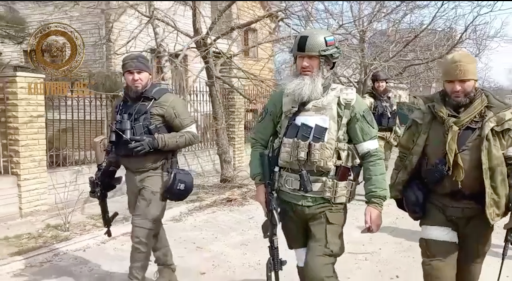 Чеченские воины на Украине; фото: Телеграм-Кадыров