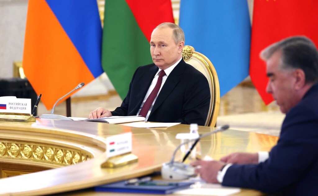 Хозяин саммита президент России Владимир Путин; фото: Кремль