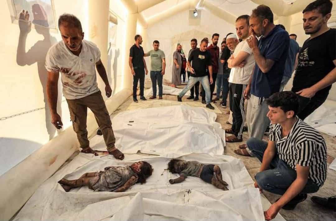 Половина жертв бомбежек Сектора Газа - младенцы и дети... Фото: Телеграм