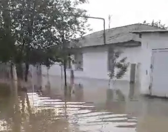 Дом Шоди Холиковой уходит под воду...